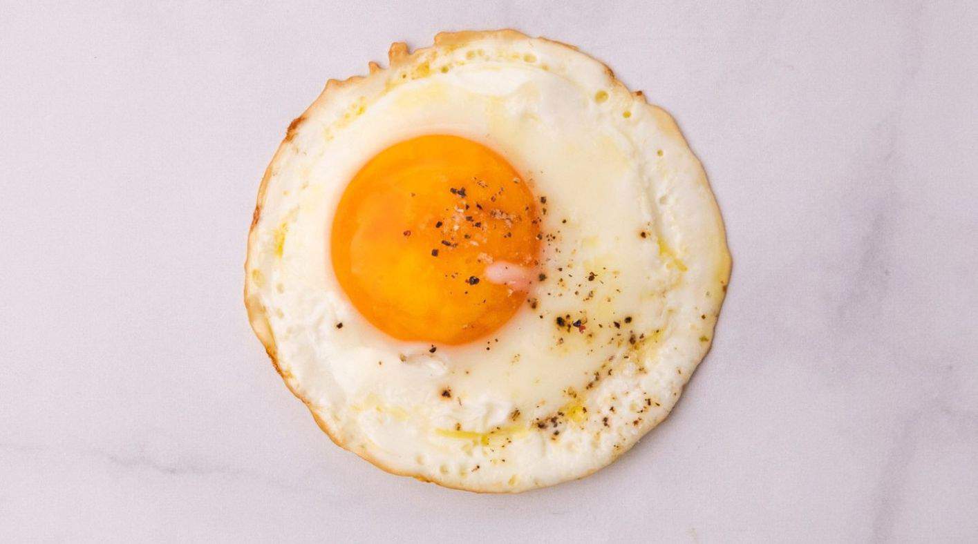 How Many Calories In A Fried Egg? Are They Healthy? Find Out Here!